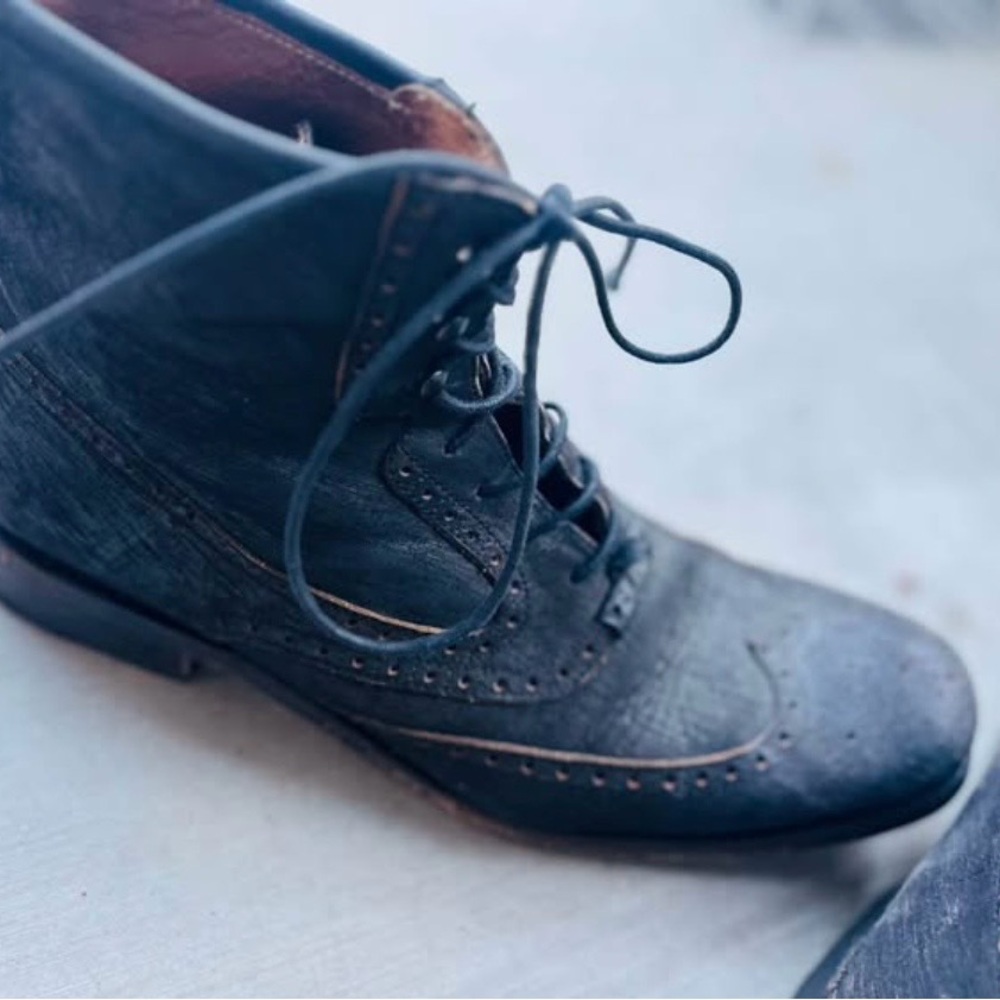 John Varvatos Black/Dark Gray Leather Classic Lace-Up Boots size 12 - Picture 8 of 8